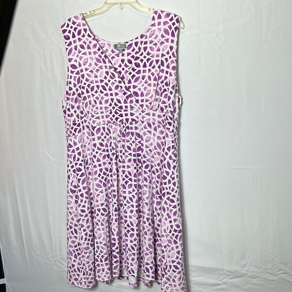 JM Collection XL Purple Sleeveless Dress V Neck Overlay. Stretch waist. Like New